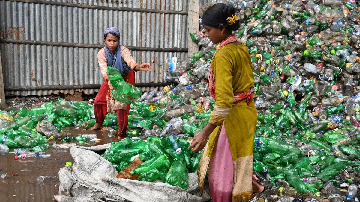 Process of making recycled polyester